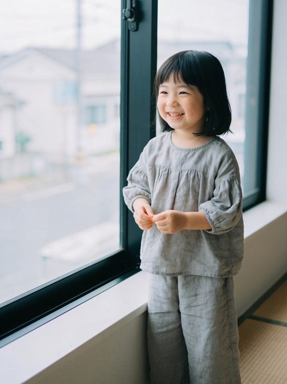 Bahan baju anak Kujira Linen Crepe, Teman Main yang Tenang — Teman Main SJA Textile